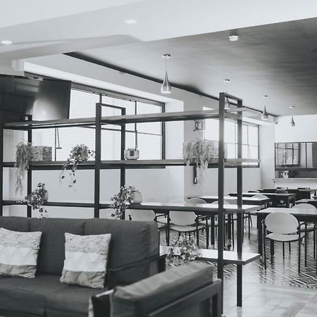Mci Hotel Сан Хуан де лос Лагос Екстериор снимка