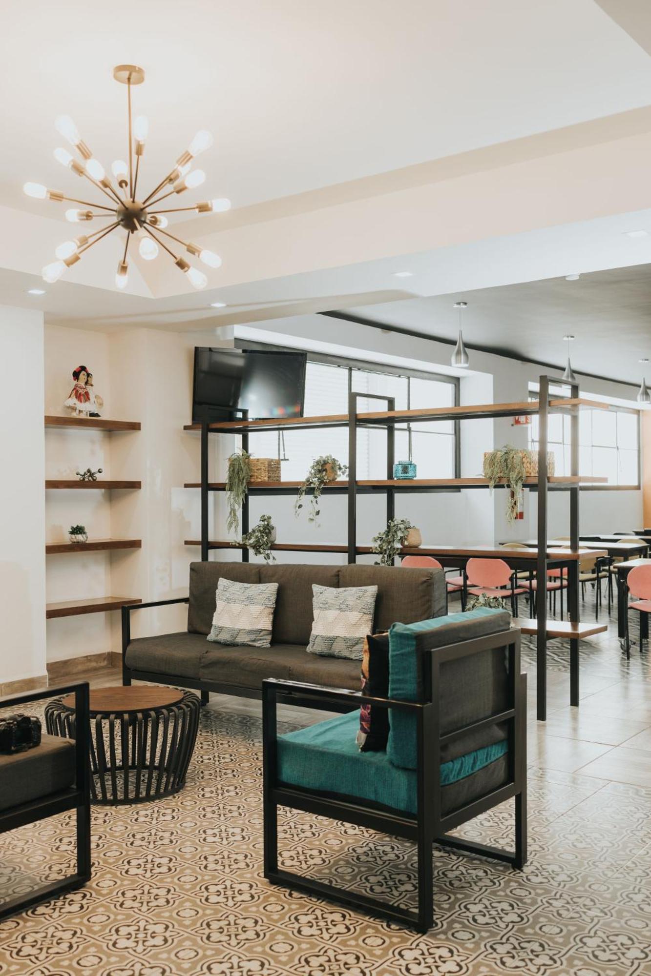 Mci Hotel Сан Хуан де лос Лагос Екстериор снимка